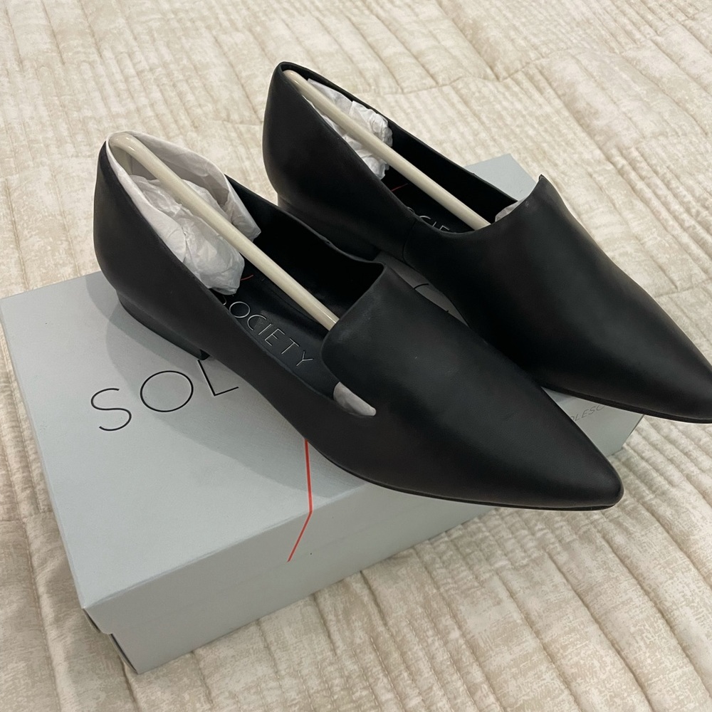 Kapa Asymmetrical Loafer
SOLE SOCIETY